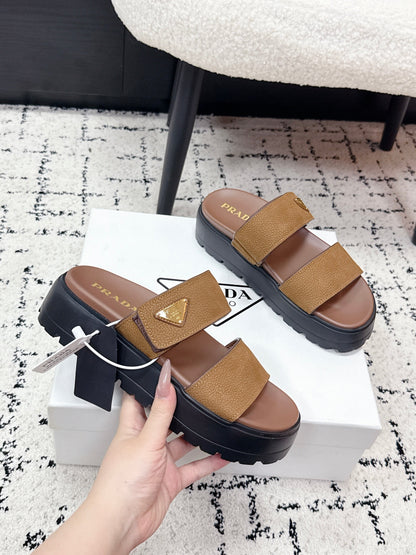 Prada 2026 Fussbett Flatform Slide Sandal 50mm Cowhide 769818