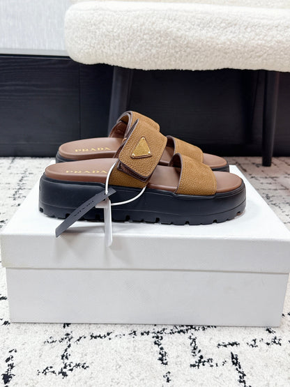 Prada 2026 Fussbett Flatform Slide Sandal 50mm Cowhide 769818