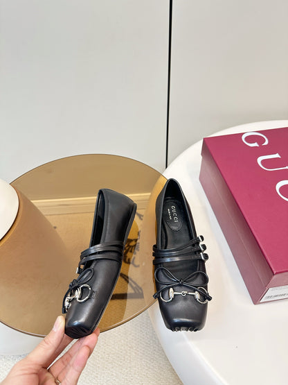 GG 26SS Ballet Flats Black Sheepskin 645707