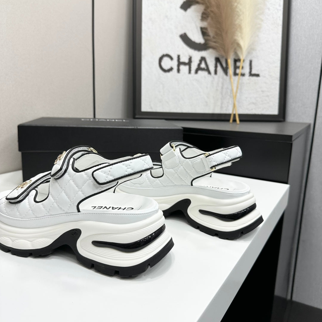 Chanel 2026 Chunky Sport Sandals 65mm Patent Calfskin 894909