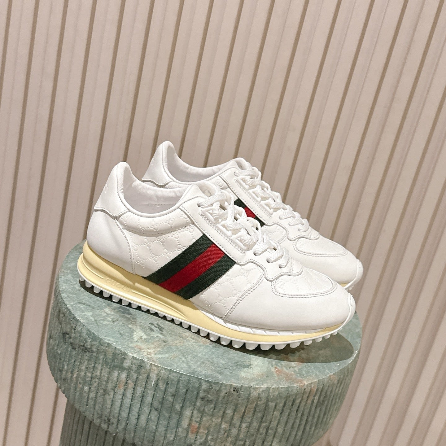 GG 26 Couple Sneakers White Cowhide 630701