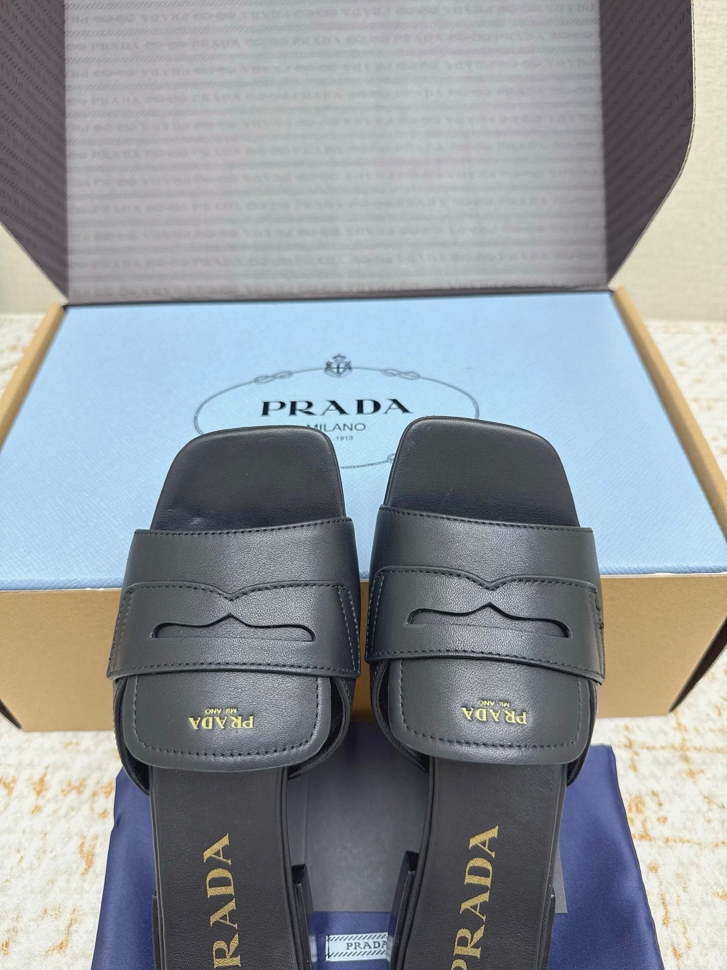 Prada 2026 Square Toe Slippers Italian Leather 731000