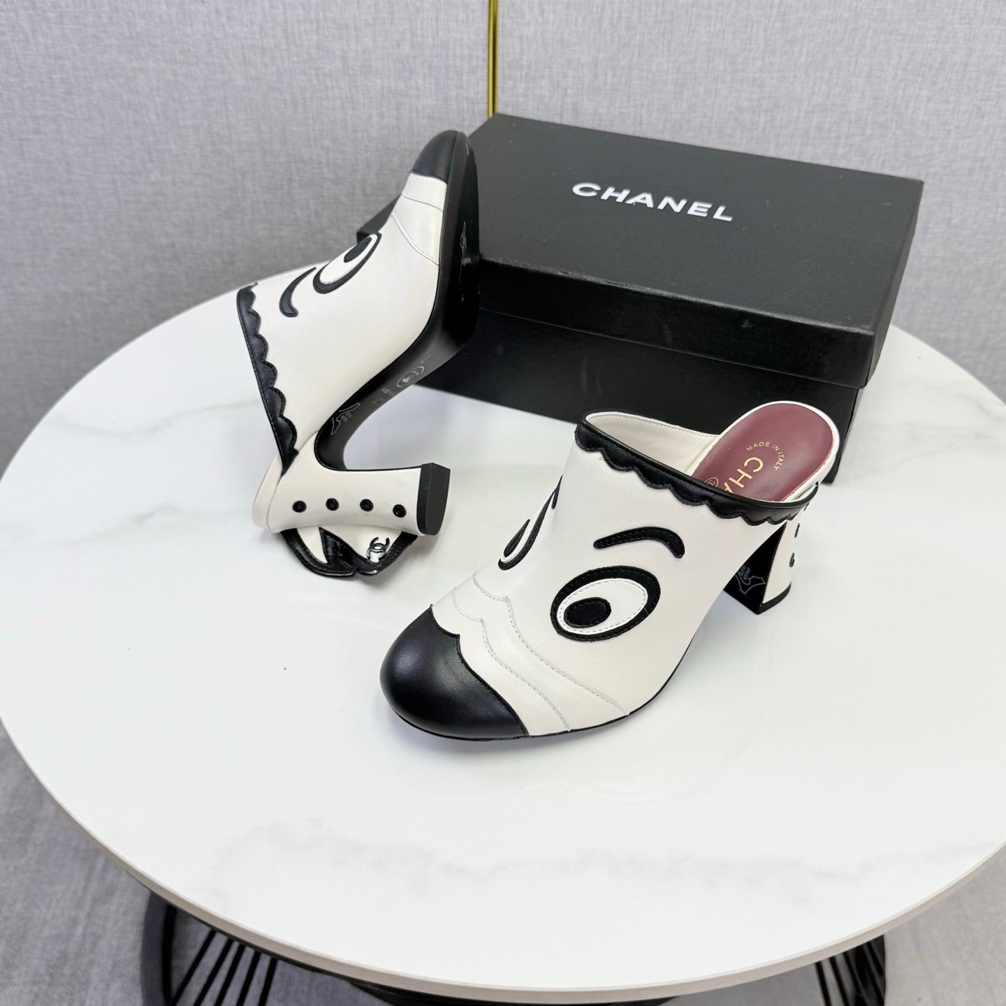Chanel 2026 Mule 95mm White and Black Lambskin 904537