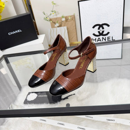 CC 26s Sandals 80 Brown Black Cowhide Patent Leather 183563