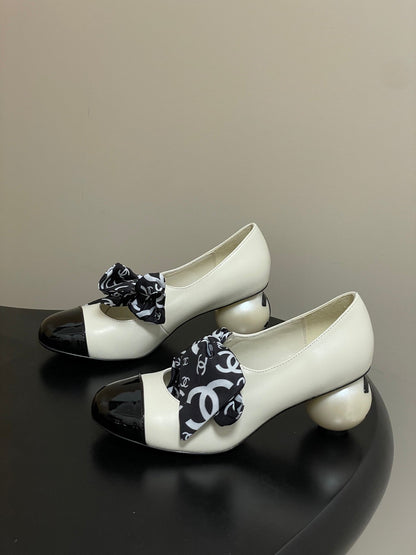 CC 26 Double C Pearl Heel Pump With Silk Ribbon Sheepskin