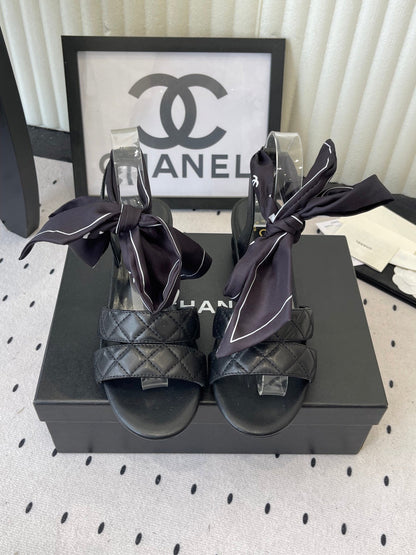 CC 26s Sandals 55 Black Sheepskin 650080