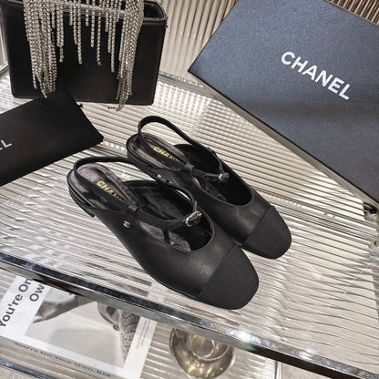 CC 2026 Retro Sandals Black Sheepskin 668076