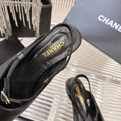 CC 2026 Retro Sandals Black Sheepskin 668076