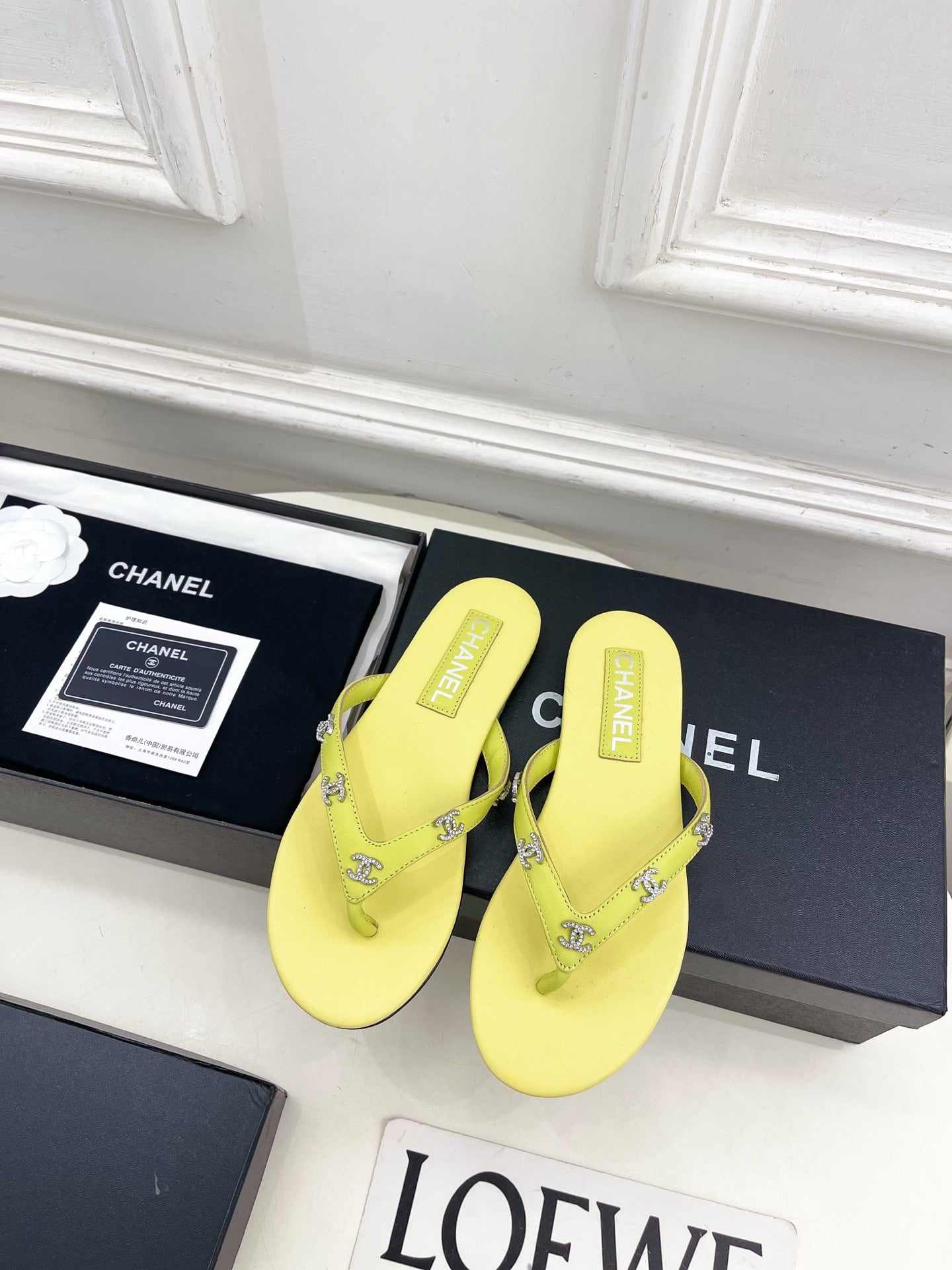 Chanel 2026 Double C Rhinestone Flat Flip-Flops Lambskin Sheepskin 831523